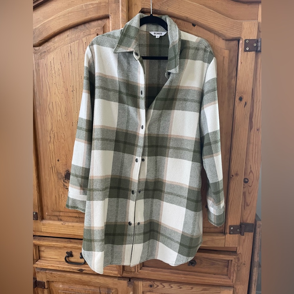 BB Dakota Olive and Cream Plaid Shirt